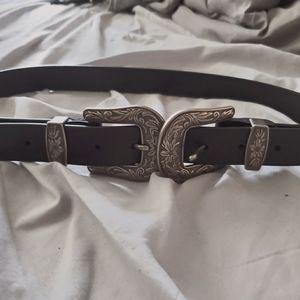 Double buckle belt